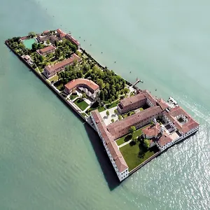 Отель Isola Di San Servolo - Centro