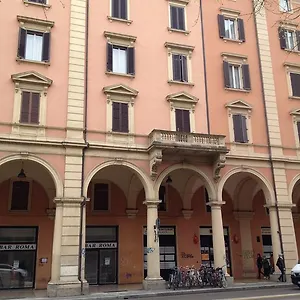 https://decorialab-apartments.emilia-romagnahotels.net