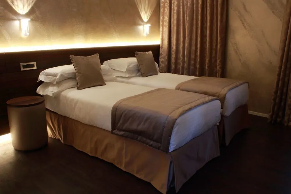 ונציה Rosa Salva Hotel